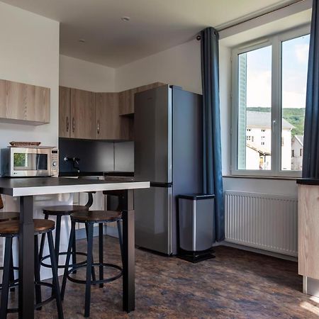 La Batisse L'Arbre Beige Lägenhet Le Petit-Abergement Exteriör bild